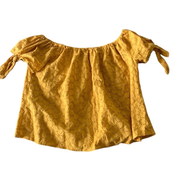 Universal Thread Yellow Shirt - Picture 2 of 4